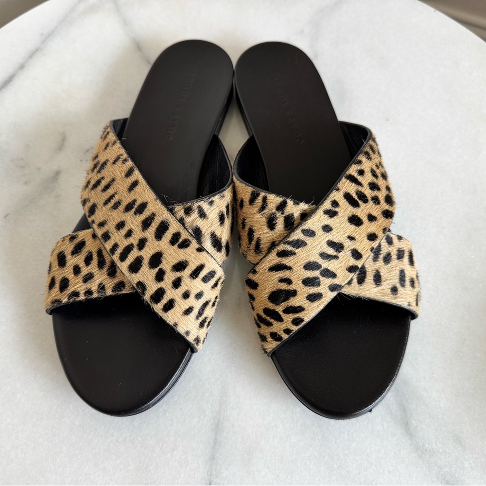 Jenni Kaybne Pony Hair Leopard Print Crossover Slide Sandals Sz 8 38